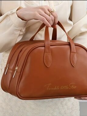 Brown Elegant Large Capasity Toiletry Travel Bag.